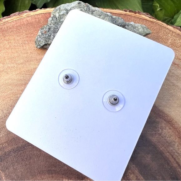 Large Crystal Earrings Studs Silver Tone Glass - Picture 3 of 6